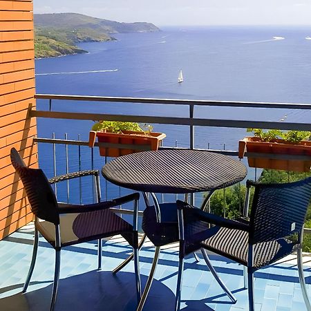Hotiday Room Collection - Porto Azzurro Capoliveri  Exteriér fotografie
