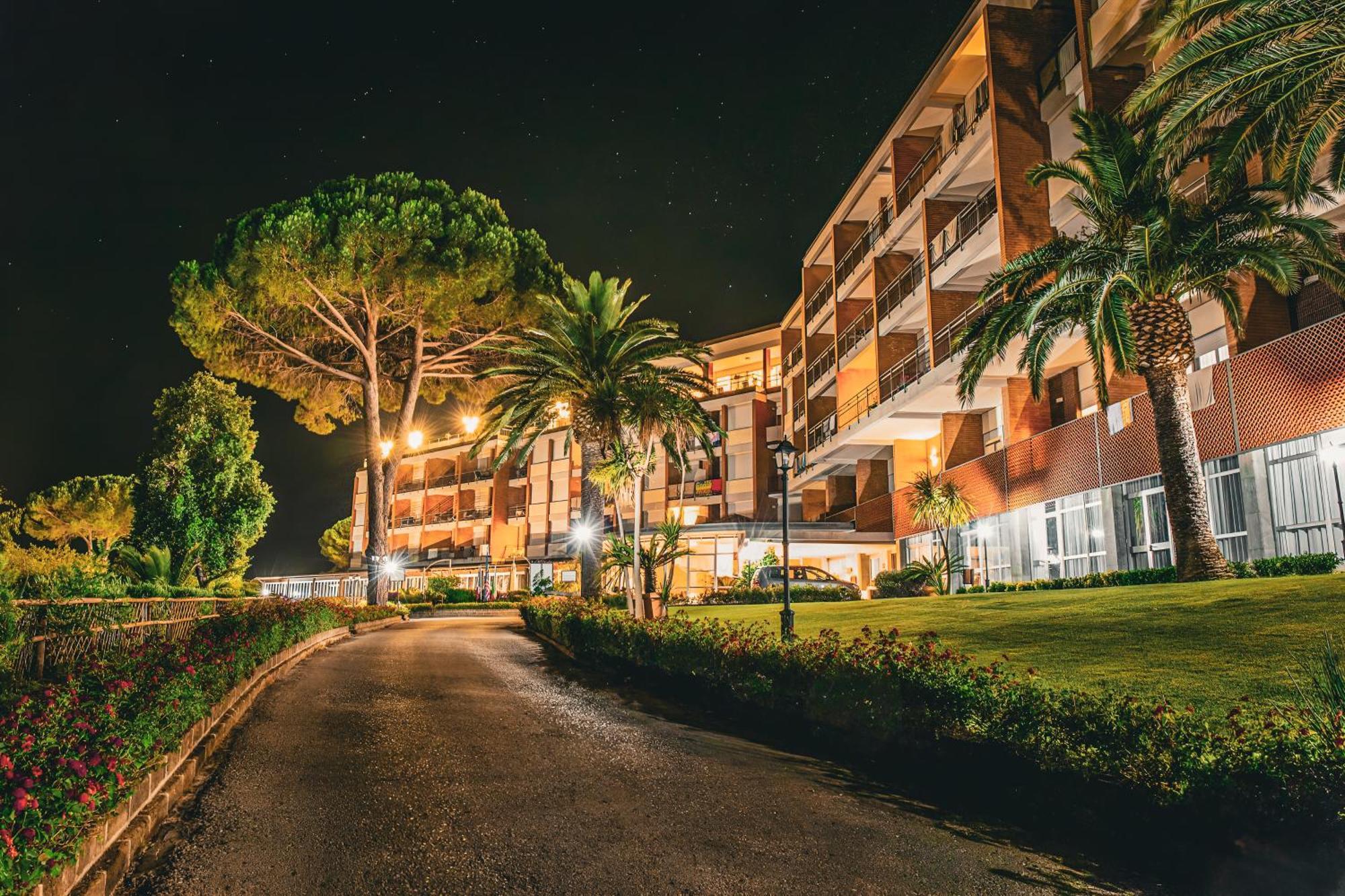 Hotiday Room Collection - Porto Azzurro Capoliveri  Exteriér fotografie